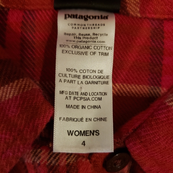 Patagonia Women's Long Sleeve Organic Cotton Midweight Fjord Flannel Shirt Red 4 - Picture 9 of 9